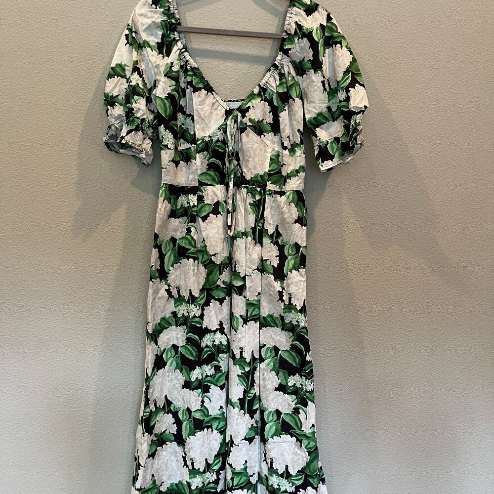 Gorgeous new without tags Hill House floral dress